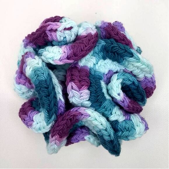 Floral Crochet Brooch Purple Ombre Hand Crafted Pin Swirl Colorful Cotton Rose - Picture 3 of 9